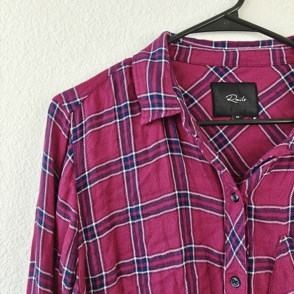 Rails Hunter Plaid Button Down Long Sleeve Shirt In Cranberry Size M - Picture 6 of 12